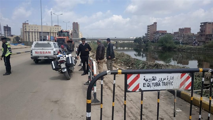 عاجل.. هبوط أرضي بطريق مجمع المواقف ببنها 