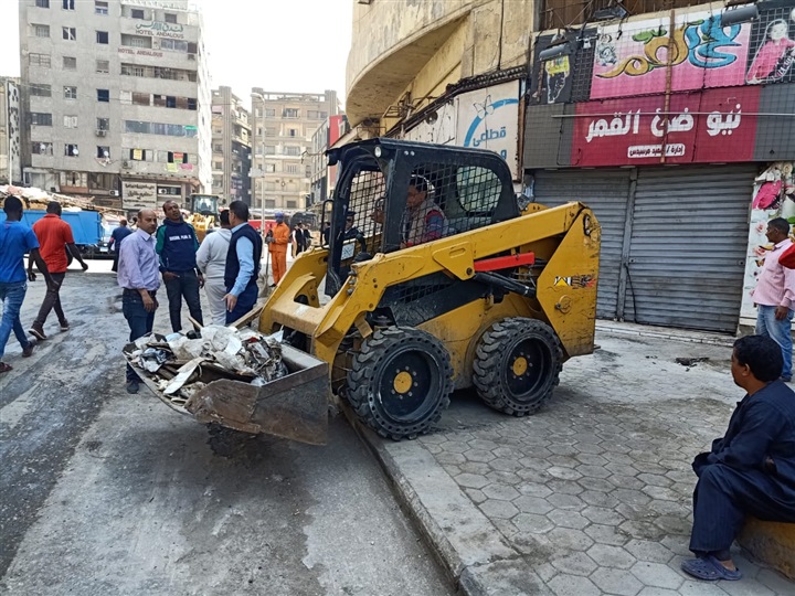 تطهير وتعقيم مكاتب بريد العتبة والموسكي لمواجهة كورونا 