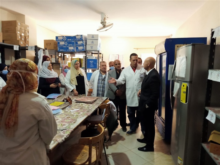 نقل طبيب ديرب نجم صاحب فيديو نقص المستلزمات الطبية أثناء مرور وكيل وزارة الصحة بالشرقية المفاجئ علي المستشفي 