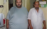 شاب عمره 28 سنة ووزنه 200 كيلو جرام يستغيث بالسيد الرئيس  