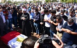 ختام تشييع جنازة محمود ياسين بمسجد الشرطة وانهيار شهيرة بحضور نجوم الفن والمشاهير