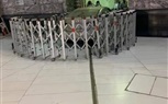 بالصور والفيديو.. سيارة تقتحم ساحة الحرم المكي بسرعة جنونية 
