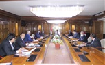وزير التعليم العالى يعقد اجتماعا مع مساعدي ومستشاري الوزارة 