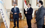 السيسي يطلع على مخطط تطوير السكك الحديدية وربط مسارات القطار الكهربائي الجديد بخطوط الحالية
