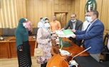 بالتعاون مع جمعية الأورمان.. محافظ المنوفية يسلم مساعدات مالية للعرائس الأيتام.. ويقدم هدية لكل عروس