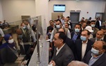 رئيس الوزراء يفتتح مركز خدمات المستثمرين بالوادي الجديد