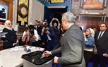 وزير العمل يدلى بصوته في الانتخابات الرئاسية بمدرسة الشهيد مصطفى يسري ابو عميرة بمصر الجديدة