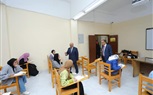 نائب رئيس جامعة الزقازيق يتفقد سير الامتحانات بكليتى الحاسبات والمعلومات والطفولة المبكرة