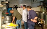 عمل حملة اشغالات بشارع ترعه الزمر وتم إيداع المضبوطات بمخزن الحى 