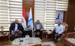 رئيس جامعة كفر الشيخ ومدير البرنامج الدولي لتربية الفراولة بجامعة فلوريدا الأمريكية يبحثان سبل التعاون العلمي 