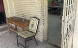   غلق لجنة انتخابية بمدرسة شبرامنت الإعدادية بنات بسبب الزحام في اليوم الثاني لانتخابات الشيوخ بالجيزة 