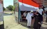 الشرطة تساند كبار السن. للإدلاء  بأصواتهم فى انتخابات مجلس الشيوخ 