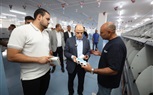 محافظ كفر الشيخ يتفقد عدد من المصانع بالمنطقة الصناعية ببلطيم