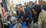 محافظ كفر الشيخ يتفقد معرض الأنشطة والأعمال اليدوية لطلاب ذوي الهمم بمدرسة النور للمكفوفين