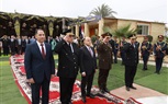 محافظ كفر الشيخ يضع إكليل الزهور على النصب التذكاري لشهداء الشرطة 