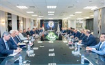وزير الدولة للإنتاج الحربي يجتمع برؤساء مجالس إدارات الشركات التابعة وعدد من القيادات بالوزارة والهيئة