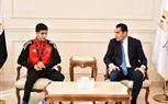 وزير الرياضة يستقبل 