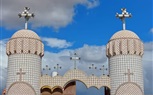 تحت رعاية قداسة البابا تواضروس الثاني   دير مارمرقس بطريق العلمين .. يحتفل غداً بعيد استشهاد القديس أبسخيرون القلينى