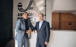 «أبوغالي موتورز» و«جيلي» العالمية تبحثان تصنيع سيارات «Geely NEV» محليًا والتوسع بالسوق المصرية