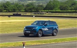 رينج روفر تستعرض النسخة الكهربائية بالكامل من Range Rover Sport قبل إطلاقها الرسمي