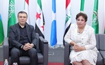 في عرض إبداعي مسرحي.. رئيس الأكاديمية العربية يشهد مشروعات تخرج طلاب كلية اللغة والإعلام بالقرية الذكية