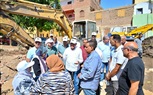 رئيس الهيئة العربية للتصنيع يتفقد مشروعات حياة كريمة في أسوان ويوجه بتسريع التنفيذ