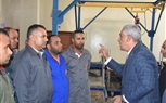 «جمبلاط» يتفقد خطوط الإنتاج بشركة هليوبوليس للصناعات الكيماوية ويؤكد الالتزام بالسلامة المهنية