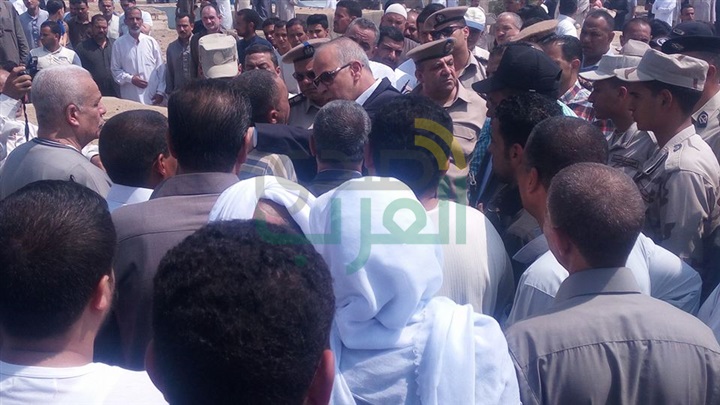 بالصور.. أهالي طوخ يشيعون جنازة شهيد سيناء