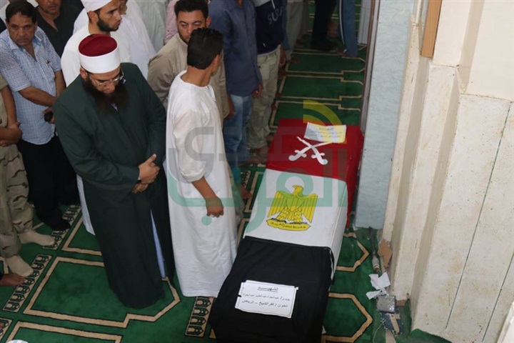 بالفيديو والصور.. جنازة شهيد رفح تتحوّل لمظاهرة ضد الإرهاب بكفر الشيخ