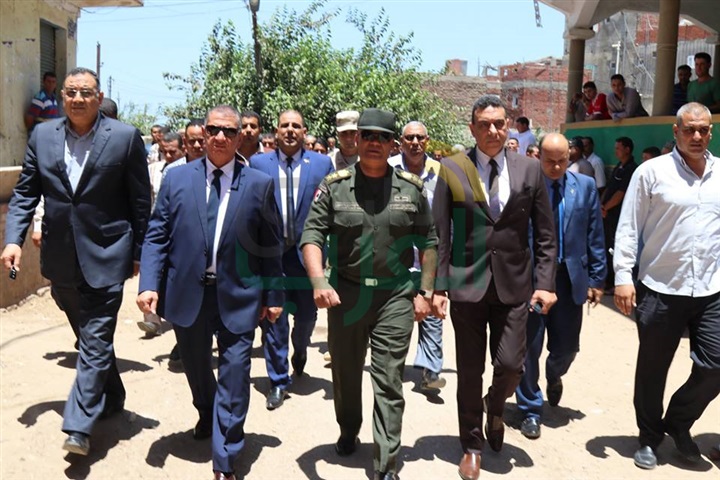 بالفيديو والصور.. جنازة شهيد رفح تتحوّل لمظاهرة ضد الإرهاب بكفر الشيخ