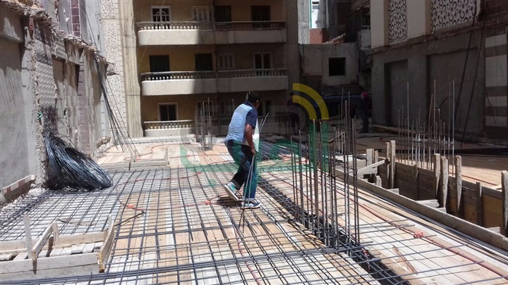 حي منتزه اول يوقف اعمال البناء ب ٤ عقارات مخالفة 