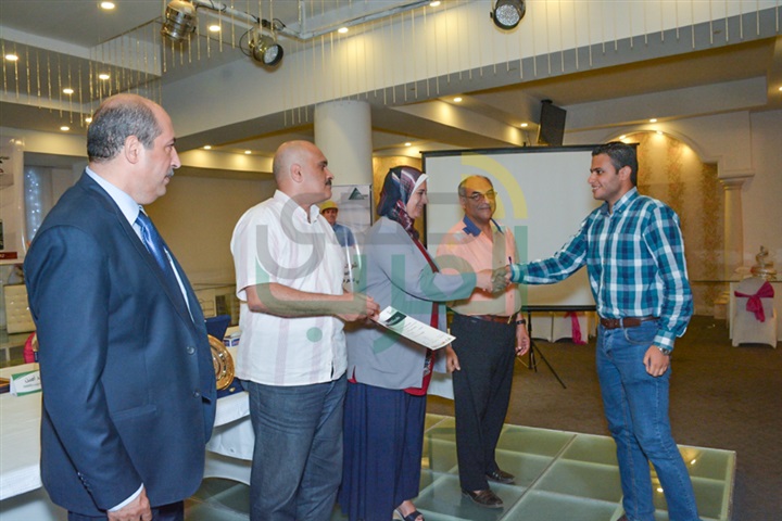 مهندسين الإسكندرية تحتفل بتخرج أول دفعة من مركز تدريب النقابة 