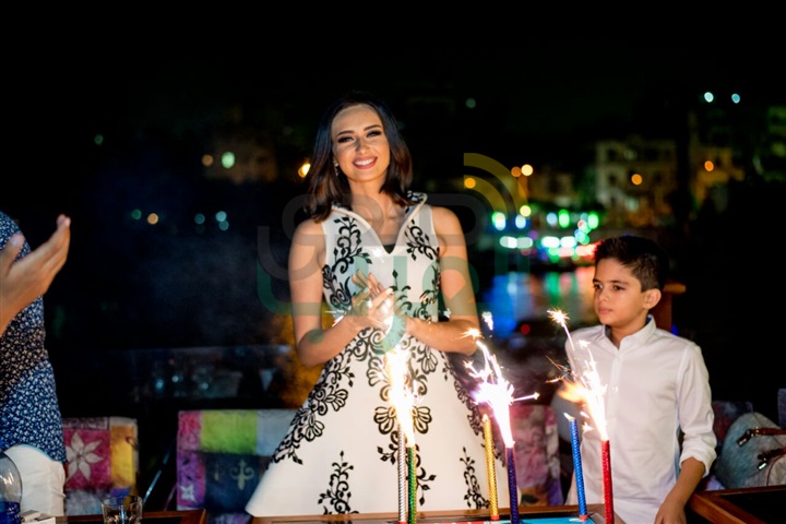 بالصور.. نجوم الفن والمجتمع في عيد ميلاد الإعلاميه لميس البشوتي بالصور.. نجوم الفن والمجتمع في عيد ميلاد الإعلاميه لميس البشوتي
