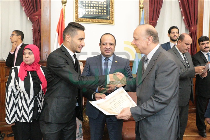 بالصور..محافظة القاهرة تحتفل بختام البرنامج التدريبى لبرلمان شباب القاهرة