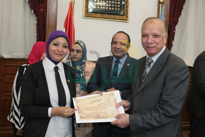 بالصور..محافظة القاهرة تحتفل بختام البرنامج التدريبى لبرلمان شباب القاهرة