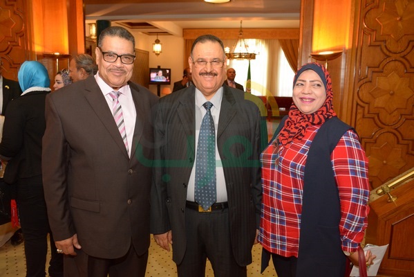 تكريم شخصيات عربية هامة باحتفالية جائزة الشيخ "عيسى آل خليفة" للعمل التطوعي تكريم شخصيات عربية هامة باحتفالية جائزة الشيخ "عيسى آل خليفة" للعمل التطوعي