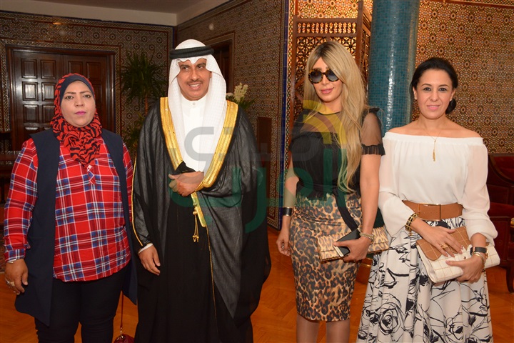 تكريم شخصيات عربية هامة باحتفالية جائزة الشيخ "عيسى آل خليفة" للعمل التطوعي تكريم شخصيات عربية هامة باحتفالية جائزة الشيخ "عيسى آل خليفة" للعمل التطوعي