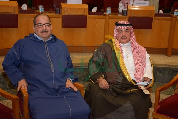 تكريم شخصيات عربية هامة باحتفالية جائزة الشيخ "عيسى آل خليفة" للعمل التطوعي تكريم شخصيات عربية هامة باحتفالية جائزة الشيخ "عيسى آل خليفة" للعمل التطوعي