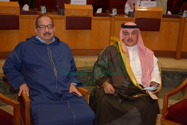 تكريم شخصيات عربية هامة باحتفالية جائزة الشيخ "عيسى آل خليفة" للعمل التطوعي تكريم شخصيات عربية هامة باحتفالية جائزة الشيخ "عيسى آل خليفة" للعمل التطوعي