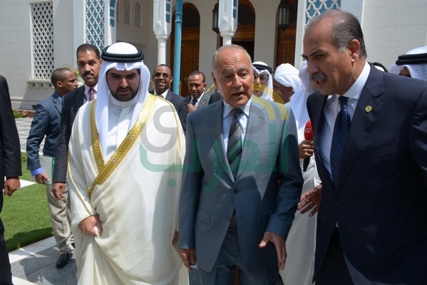 تكريم شخصيات عربية هامة باحتفالية جائزة الشيخ "عيسى آل خليفة" للعمل التطوعي تكريم شخصيات عربية هامة باحتفالية جائزة الشيخ "عيسى آل خليفة" للعمل التطوعي