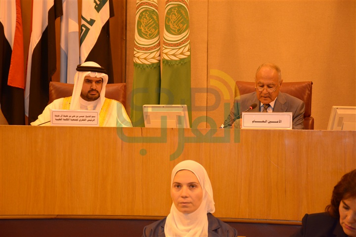تكريم شخصيات عربية هامة باحتفالية جائزة الشيخ "عيسى آل خليفة" للعمل التطوعي تكريم شخصيات عربية هامة باحتفالية جائزة الشيخ "عيسى آل خليفة" للعمل التطوعي
