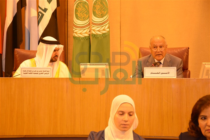 تكريم شخصيات عربية هامة باحتفالية جائزة الشيخ "عيسى آل خليفة" للعمل التطوعي تكريم شخصيات عربية هامة باحتفالية جائزة الشيخ "عيسى آل خليفة" للعمل التطوعي