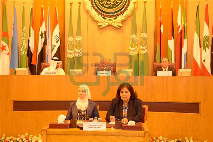تكريم شخصيات عربية هامة باحتفالية جائزة الشيخ "عيسى آل خليفة" للعمل التطوعي تكريم شخصيات عربية هامة باحتفالية جائزة الشيخ "عيسى آل خليفة" للعمل التطوعي