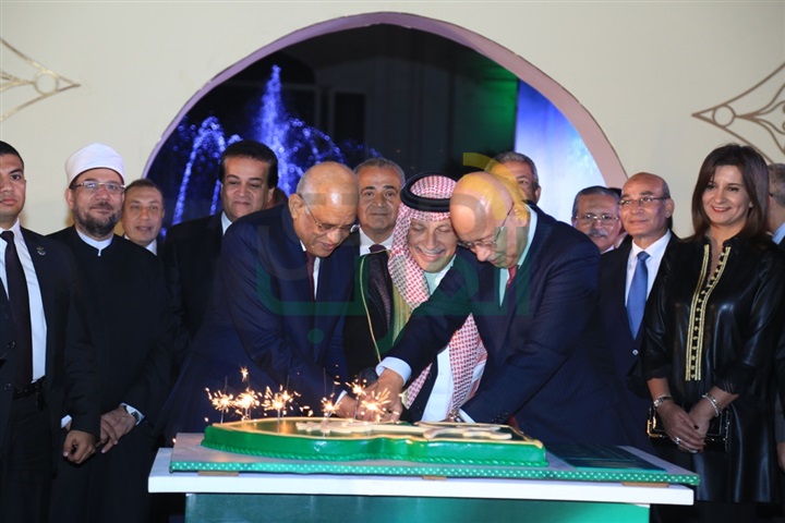 بالصور .. أحمد قطان يستقبل الوزراء والسفراء وكبار رجال الدولة خلال الاحتفال باليوم السعودي الـ 87