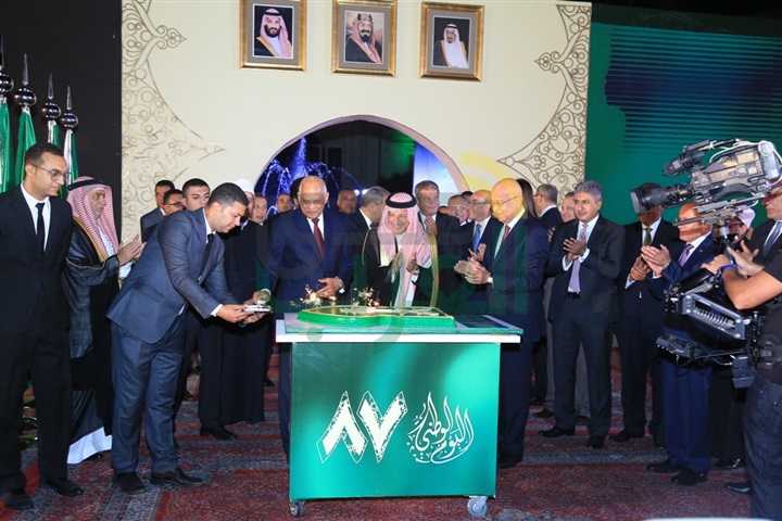 بالصور .. أحمد قطان يستقبل الوزراء والسفراء وكبار رجال الدولة خلال الاحتفال باليوم السعودي الـ 87