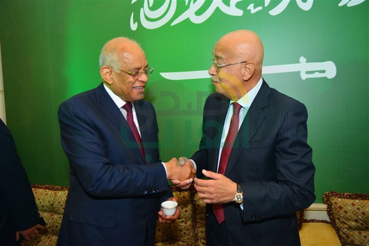 بالصور .. أحمد قطان يستقبل الوزراء والسفراء وكبار رجال الدولة خلال الاحتفال باليوم السعودي الـ 87