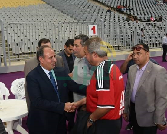 محافظ الإسكندرية و وزير الشباب والرياضة يشهدان تدريب المنتخب الوطني لمبارة غدا باستاد برج العرب