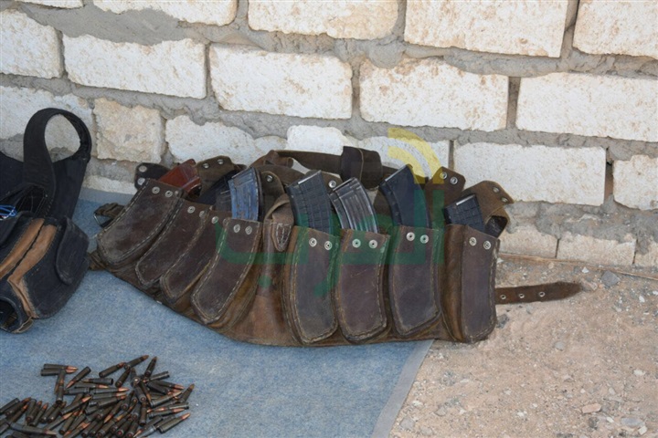 مقتل 13 إرهابيًا بحوزتهم أحزمة ناسفة وأسلحة فى تبادل لإطلاق النار مع الشرطة
