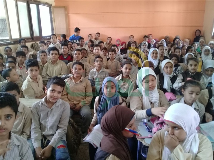  قوافل التعليم للمتابعة الجماعية للتعليم الأساسى تواصل إزالة السلبيات بالمدارس