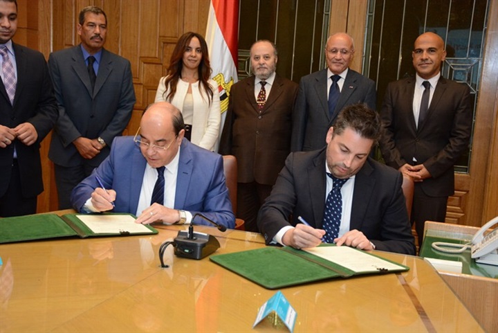 العصار يشهد توقيع مذكرة تفاهم بين الهيئة القومية للإنتاج الحربي وشركة مونزيسي 